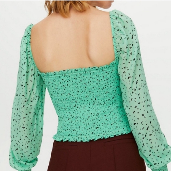 Aritzia Little Moon Gimlet Smocked Long Sleeve Blouse Top Medium - Picture 2 of 8
